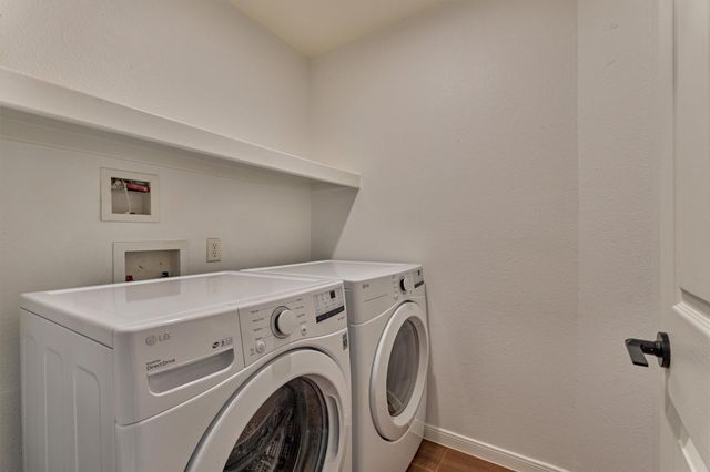 93 N Apple Springs Circle, The Woodlands, TX 77382
