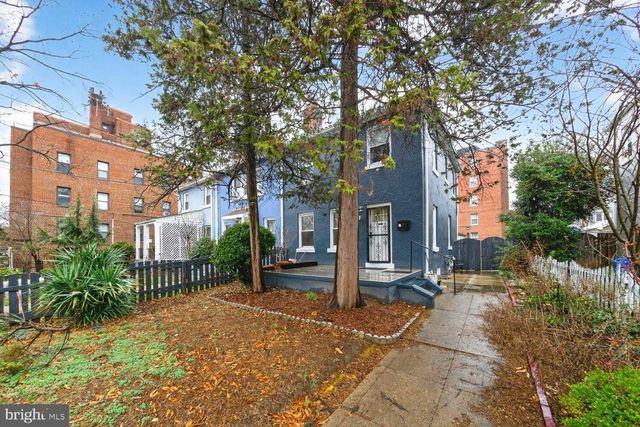 1353 KENNEDY ST NW, Washington, DC 20011