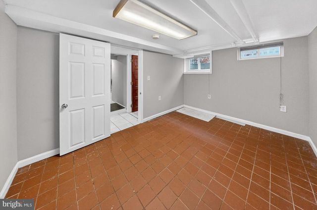 1353 KENNEDY ST NW, Washington, DC 20011