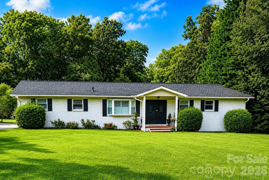 505 Amon Lane, Pineville, NC 28134