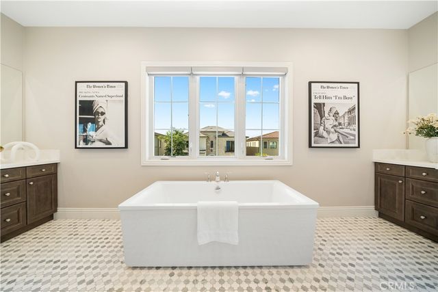 57 Kite, Irvine, CA 92618