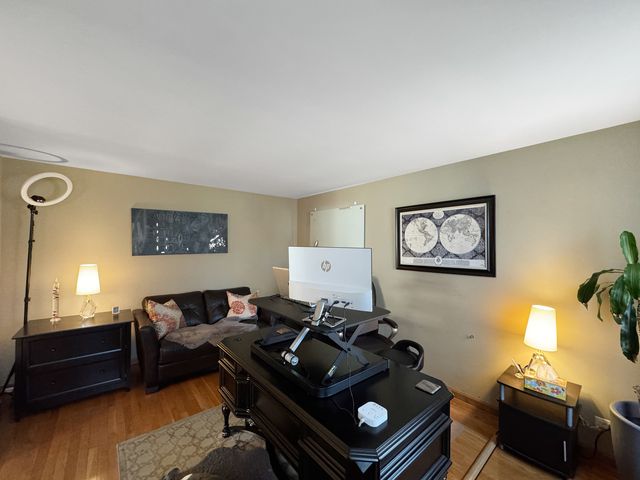 324 Chesapeake Lane, Bloomingdale, IL 60108