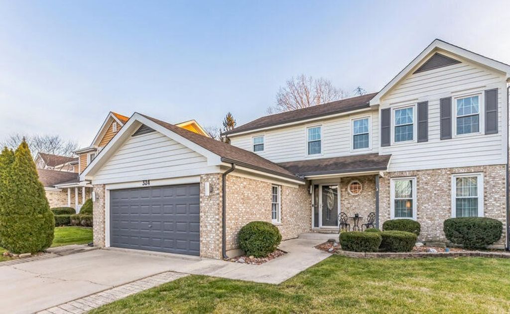 324 Chesapeake Lane, Bloomingdale, IL 60108