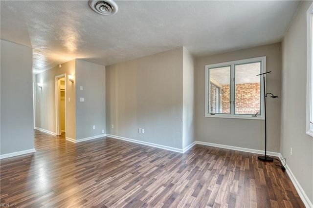 376 Merrimac Trl Unit 223, Williamsburg, VA 23185