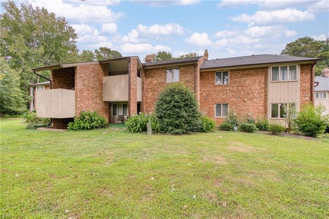 376 Merrimac Trl Unit 223, Williamsburg, VA 23185