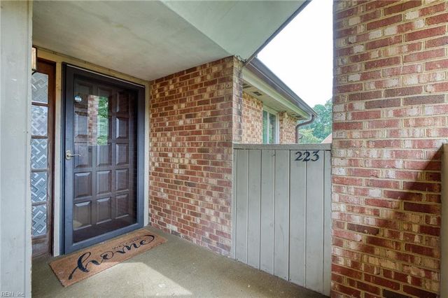 376 Merrimac Trl Unit 223, Williamsburg, VA 23185