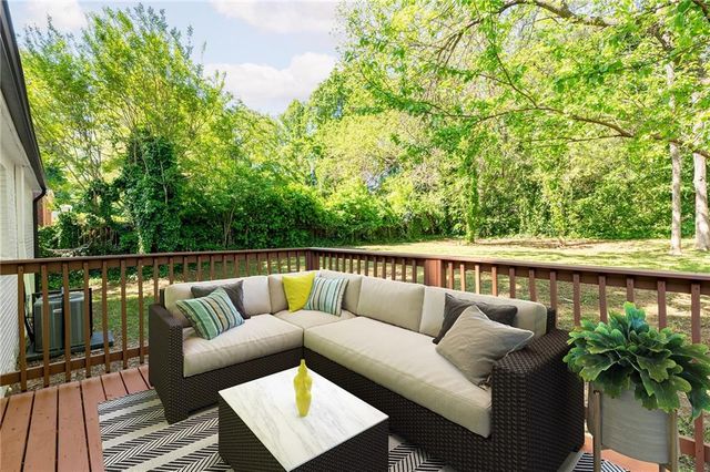 1987 Meadow Lane, Decatur, GA 30032