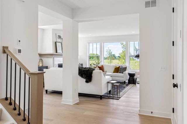 6260 134th Street N N, Hugo, MN 55038