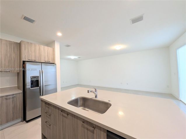 13644 SW 157th Ct, Miami, FL 33196