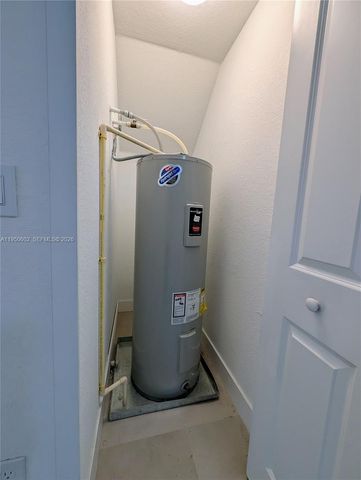 13644 SW 157th Ct, Miami, FL 33196