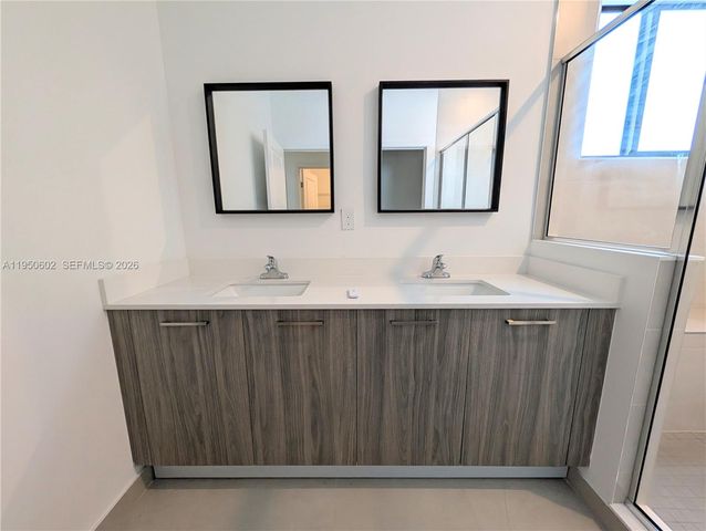 13644 SW 157th Ct, Miami, FL 33196