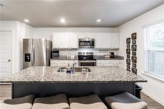 10720 Burlington N Way, Mobile, AL 36608