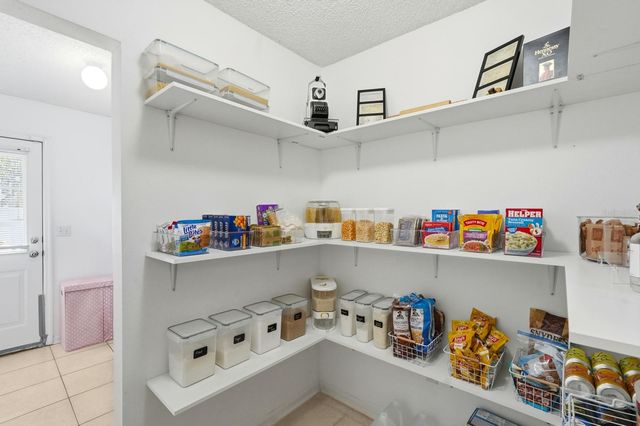 6 REYBURY LANE, Palm Coast, FL 32164