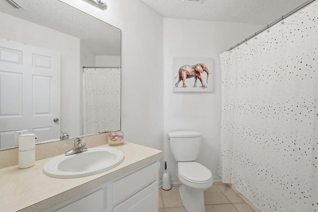 6 REYBURY LANE, Palm Coast, FL 32164