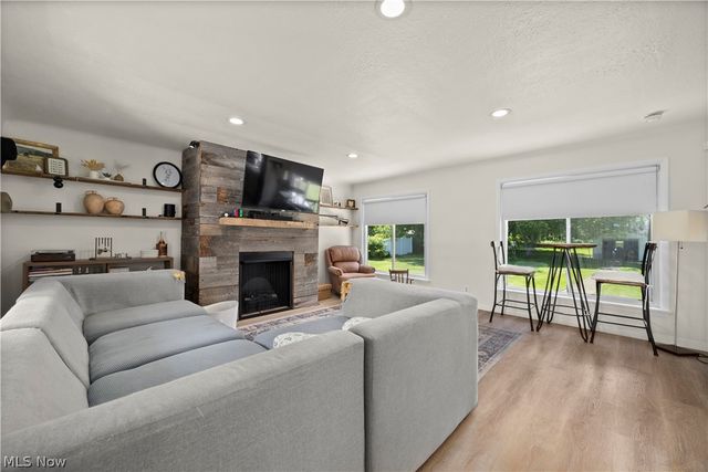6052 Highland Road, Highland Heights, OH 44143