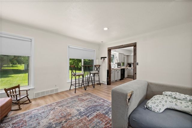 6052 Highland Road, Highland Heights, OH 44143