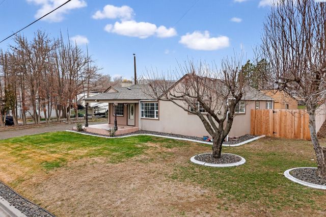 901 13th Street, Benton City, WA 99320