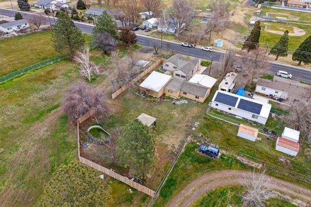 901 13th Street, Benton City, WA 99320