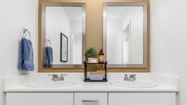 509 Foxtail Ct, Roseville, CA 95747