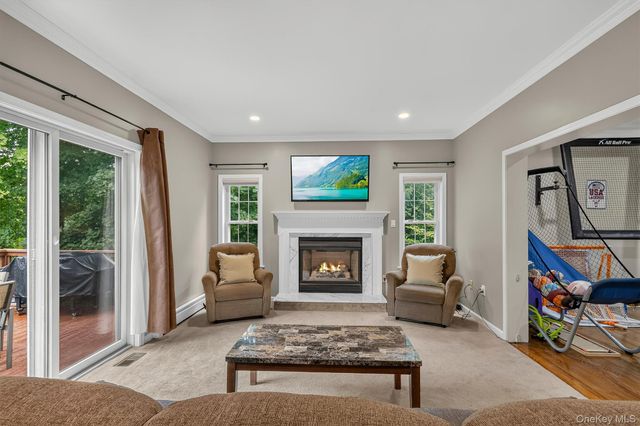 1 Stonefield Court, Cortlandt Manor, NY 10567