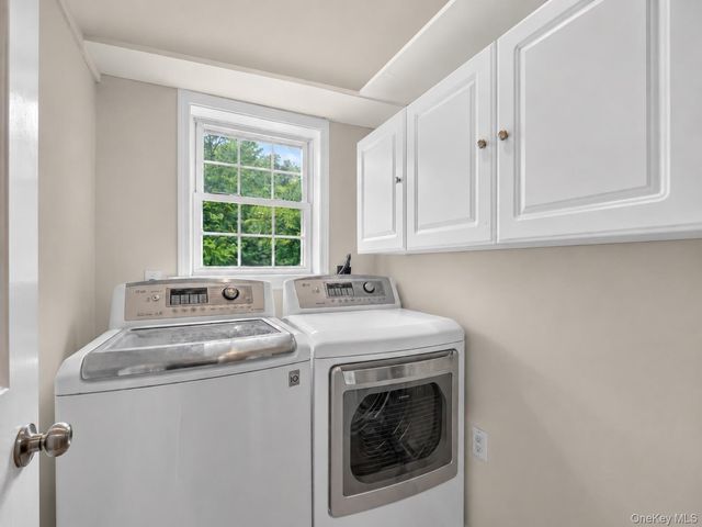 1 Stonefield Court, Cortlandt Manor, NY 10567