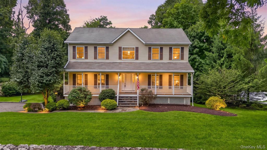 1 Stonefield Court, Cortlandt Manor, NY 10567