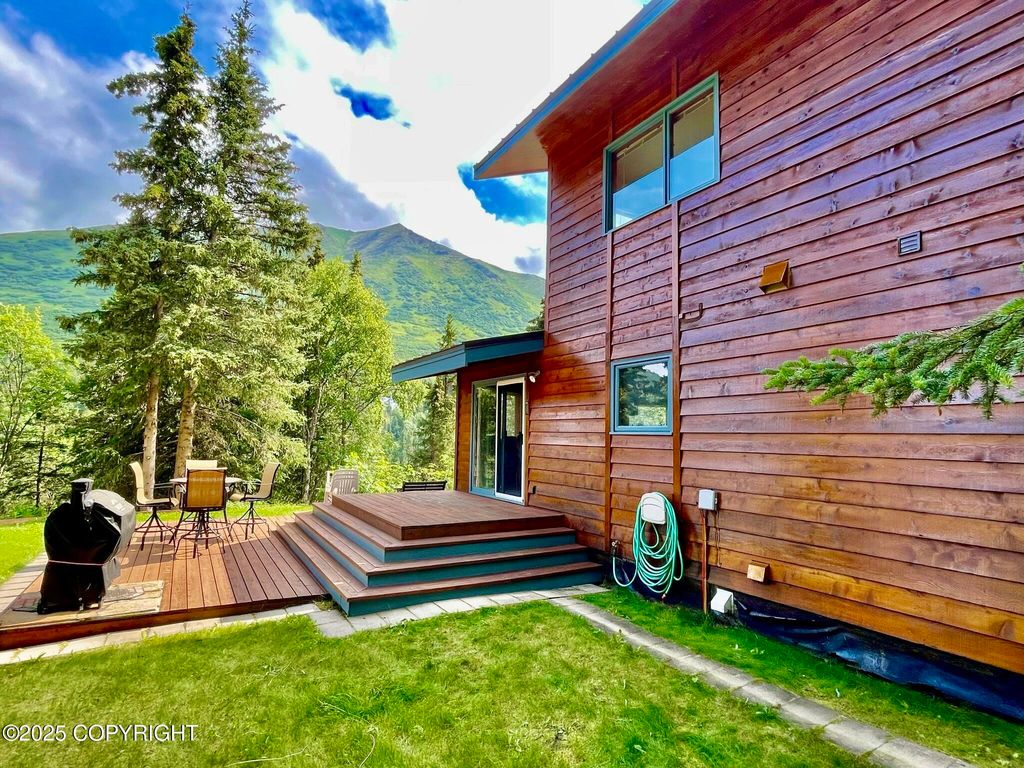 4453 Birdsong Drive, Eagle River, AK 99577