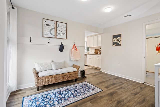 10 Parlee Road, Chelmsford, MA 01824