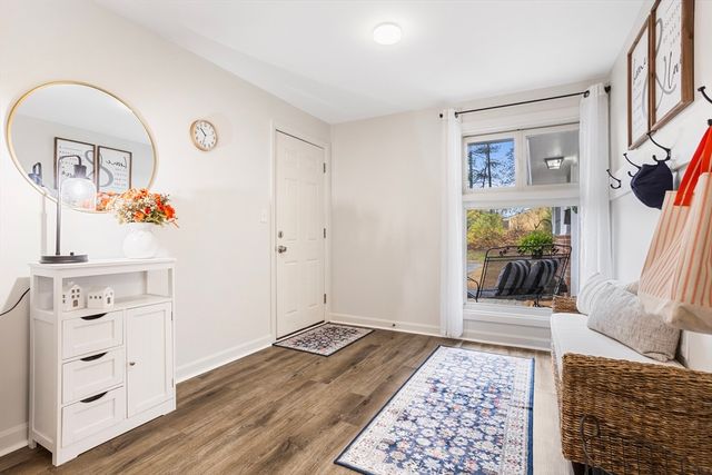 10 Parlee Road, Chelmsford, MA 01824