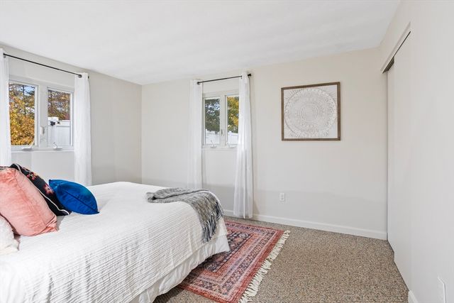 10 Parlee Road, Chelmsford, MA 01824