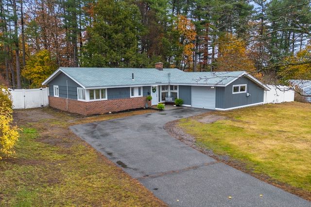 10 Parlee Road, Chelmsford, MA 01824