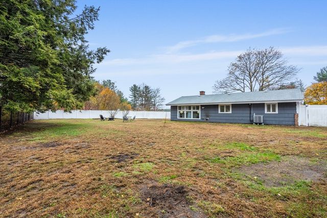 10 Parlee Road, Chelmsford, MA 01824