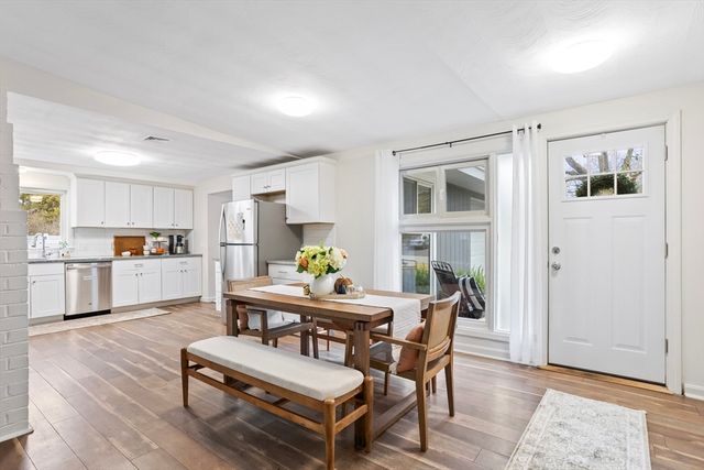 10 Parlee Road, Chelmsford, MA 01824