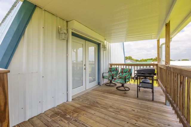 339 Adams St, Raceland, LA 70394