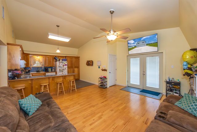 339 Adams St, Raceland, LA 70394
