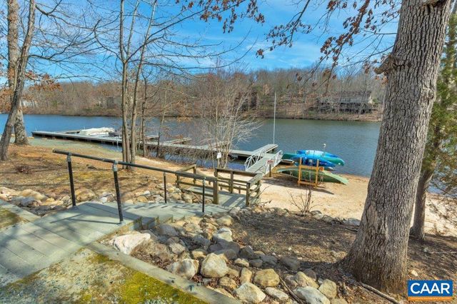 409 JEFFERSON DR, Palmyra, VA 22963