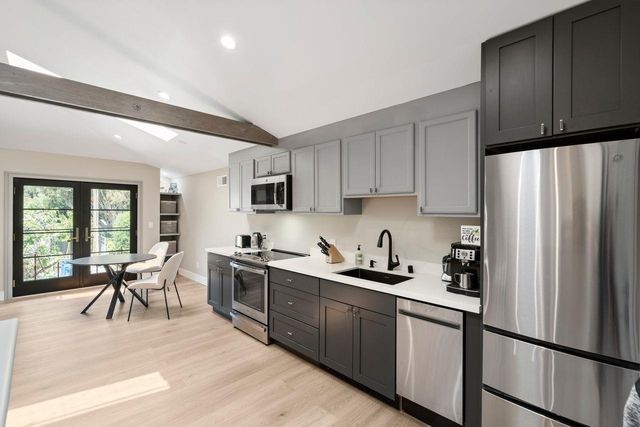 145 Central Avenue, Los Gatos, CA 95030