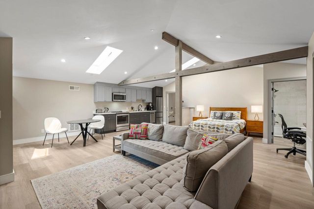 145 Central Avenue, Los Gatos, CA 95030