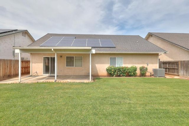 3732 Incline Way, Riverbank, CA 95367