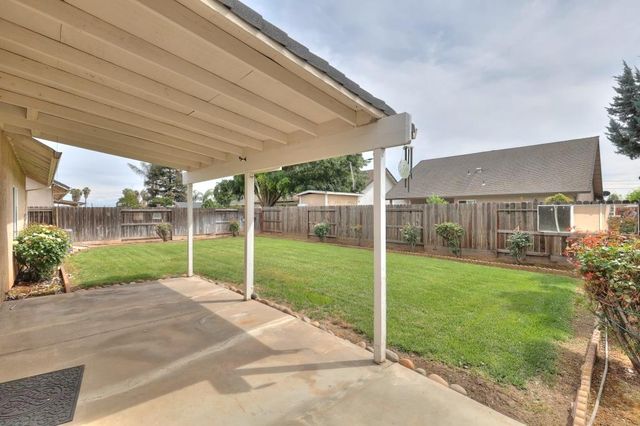 3732 Incline Way, Riverbank, CA 95367