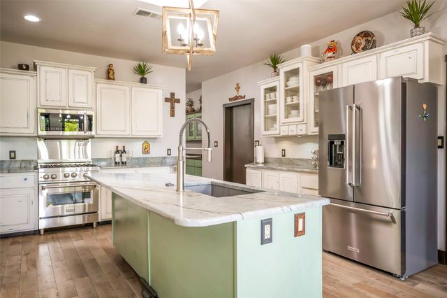 11 Vista Lagunitas, Santa Fe, NM 87507