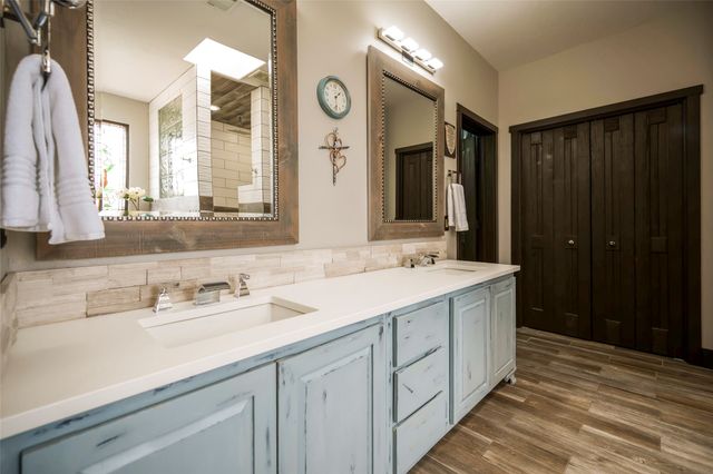 11 Vista Lagunitas, Santa Fe, NM 87507
