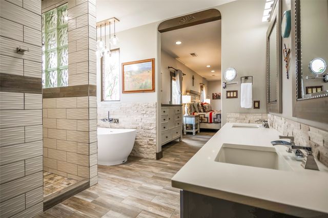 11 Vista Lagunitas, Santa Fe, NM 87507