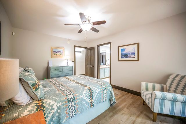 11 Vista Lagunitas, Santa Fe, NM 87507