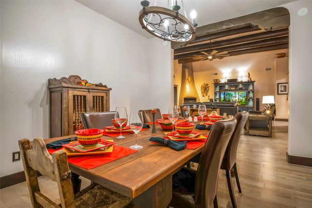 11 Vista Lagunitas, Santa Fe, NM 87507