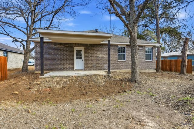 308 Lewis Street, Cleburne, TX 76031