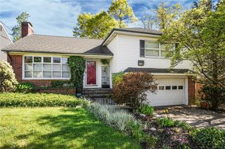 150 Ridge Street, Pawtucket, RI 02860