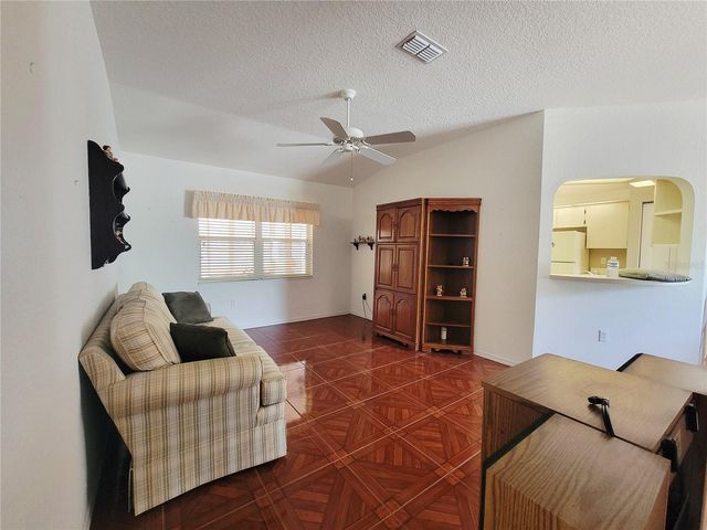 8090 SW 116TH LOOP, Ocala, FL 34481