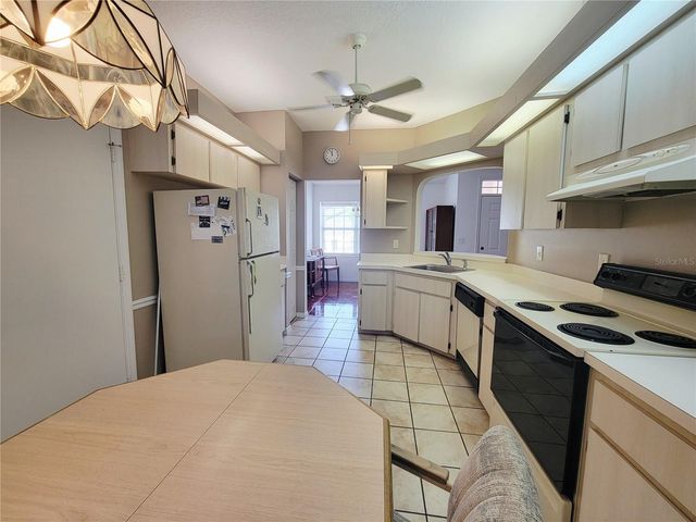 8090 SW 116TH LOOP, Ocala, FL 34481