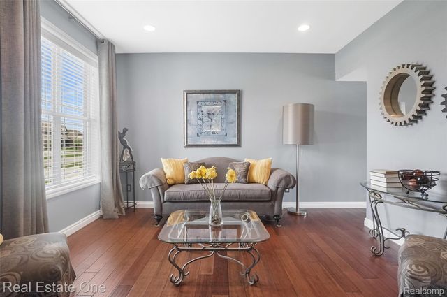26608 Fountain View Boulevard, Chesterfield Township, MI 48051